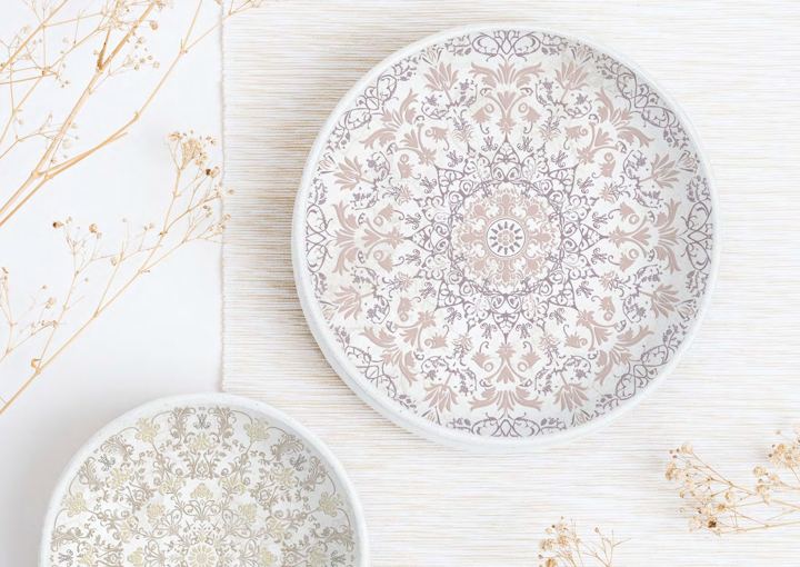 Plates with gold ornament pattern