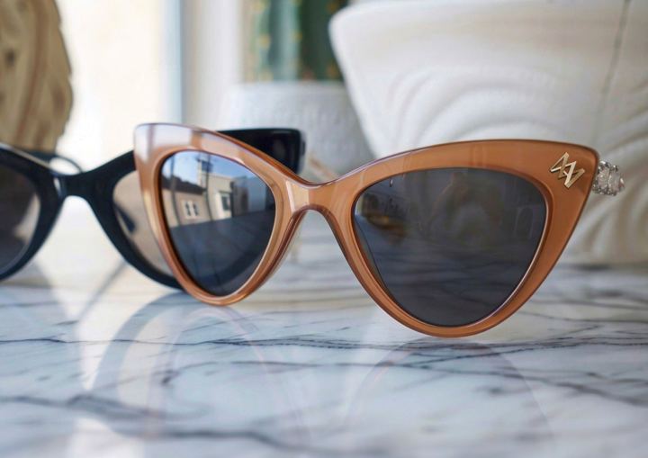 Rose-brown sunglasses